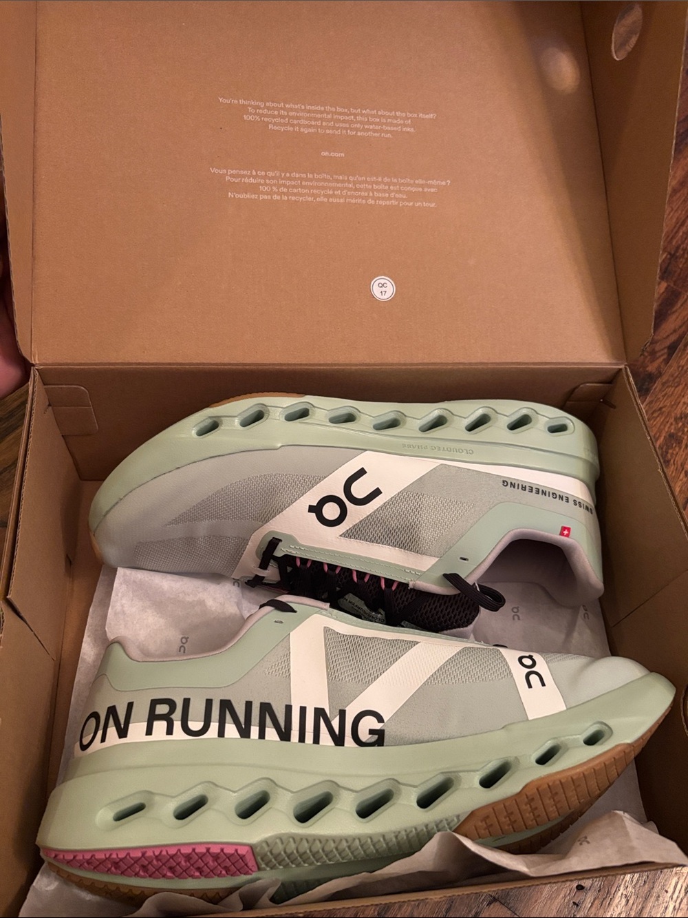 On Cloudsurfer Next Z5 Running Shoes - Picture 13 of 15